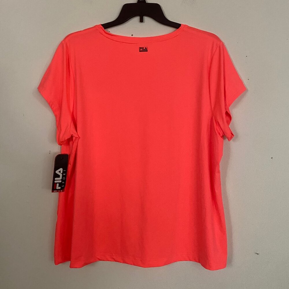 FILA Performance V-Neck Tee 3X - Picture 2 of 5